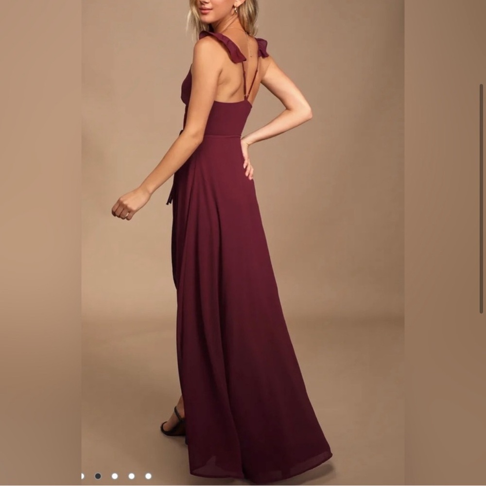 Elegant Burgundy Evening Gown by Lulus. Sz XS